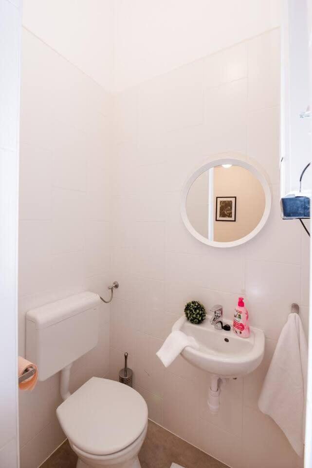 Brand New Ac Appartement